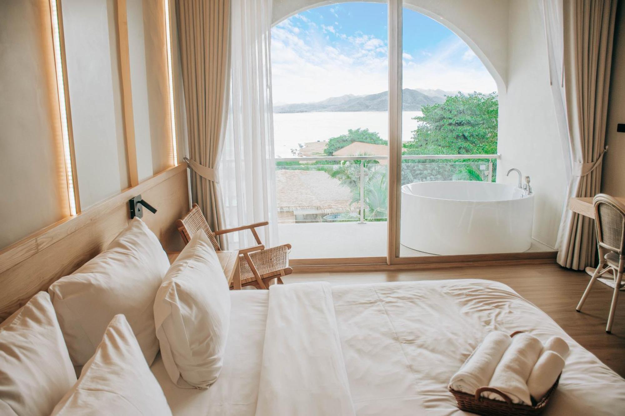 Le La Lake Resort And Spa Kaeng Krachan Exterior foto